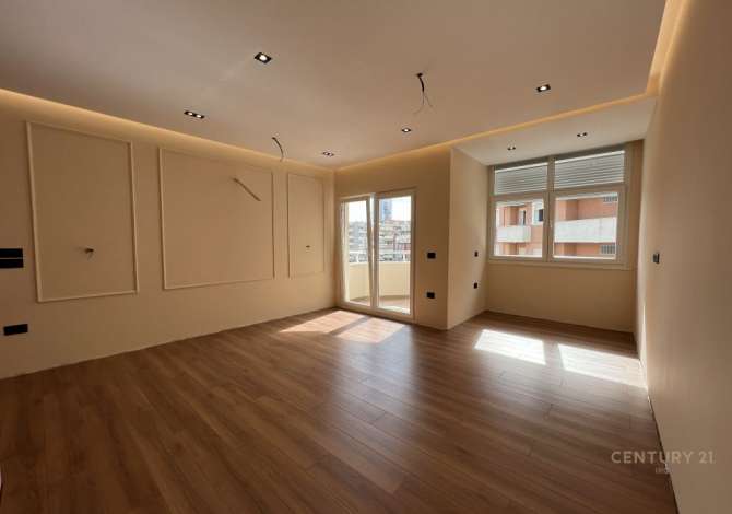 Casa in vendita 3+1 a Tirana - 235,000 Euro