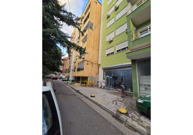 Casa in vendita Garsoniere a Tirana