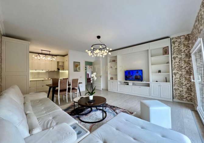 Casa in affitto 3+1 a Tirana - 1,500 Euro