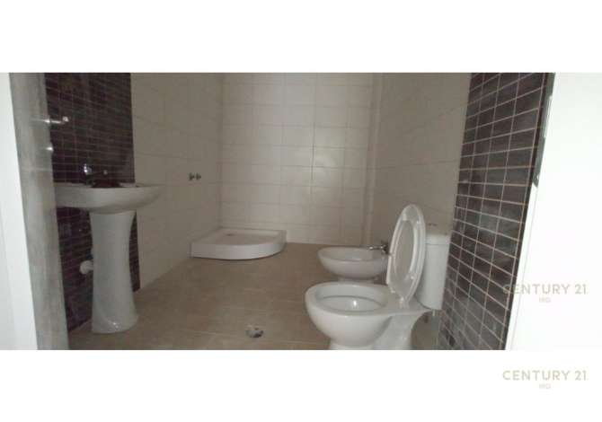 House for Sale 2+1 in Vlore