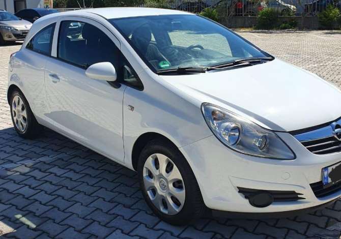 opel Jepet makina Opel korsa duke filluar nga 20 euro dita