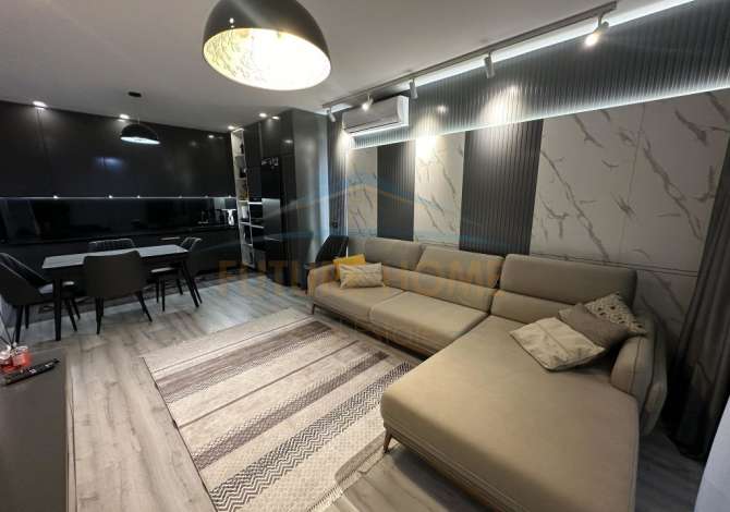 Casa in vendita 2+1 a Tirana - 239,998 Euro
