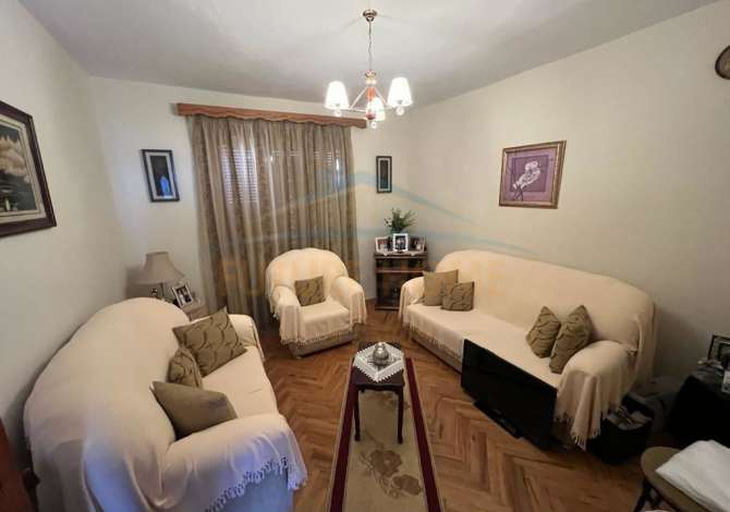 House for Sale 4+1 in Korca