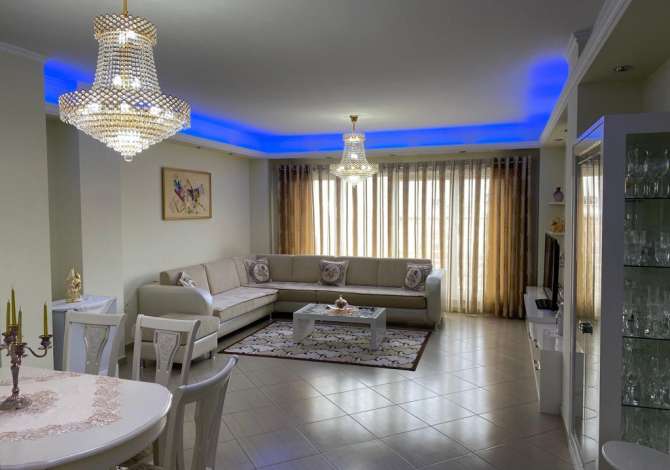 Casa in vendita 3+1 a Tirana - 290,700 Euro
