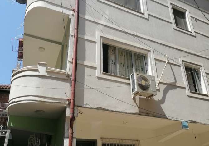 Casa in vendita 7+1 a Tirana