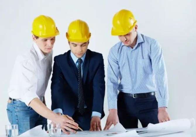Offerte di lavoro inxhinier ndertimi dhe ekonomist  Con esperienza a Tirana
