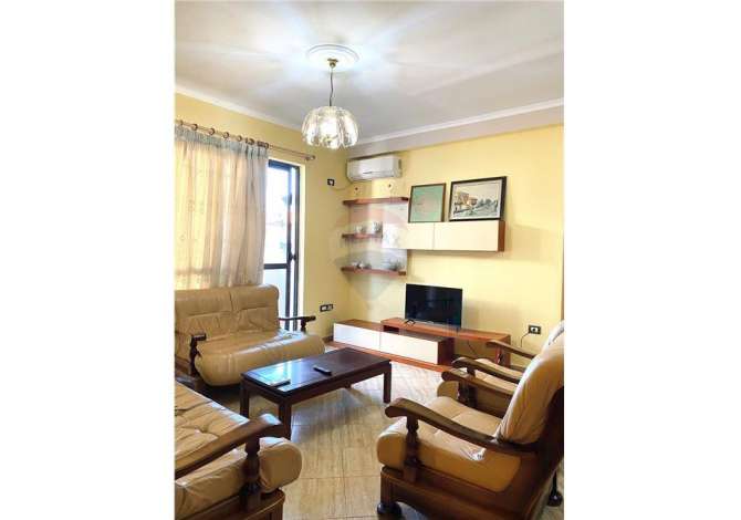 House for Rent 3+1 in Tirana - 43,000 Leke