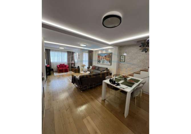 Casa in vendita 3+1 a Tirana - 310,000 Euro