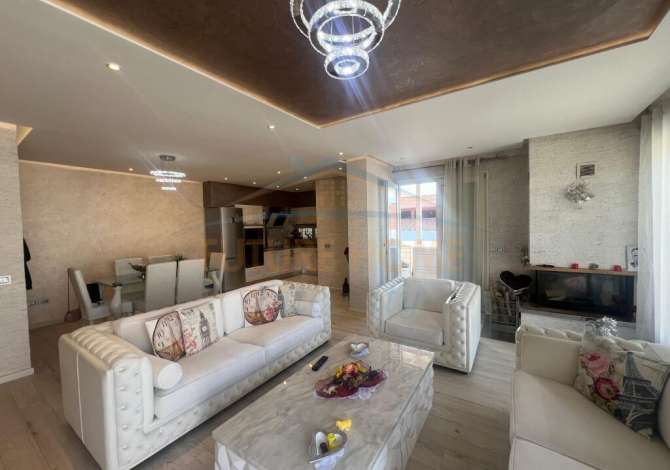 Casa in vendita 3+1 a Tirana - 332,000 Euro