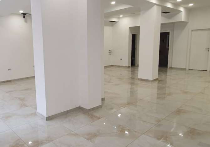 Casa in affitto 3+1 a Tirana - 2,000 Euro