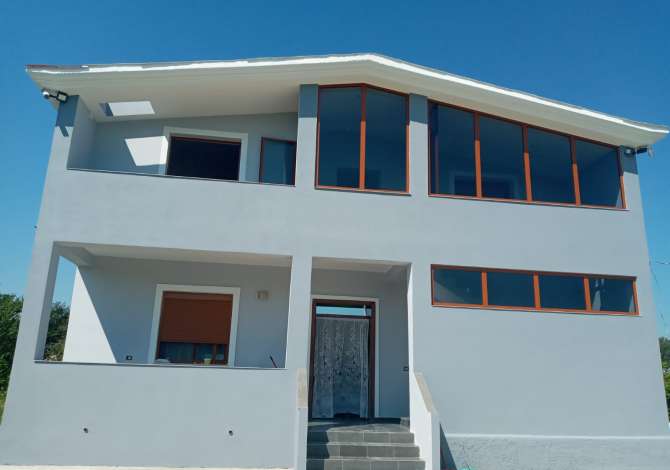 Casa in vendita 2+1 a Kruja - 200,000 Euro