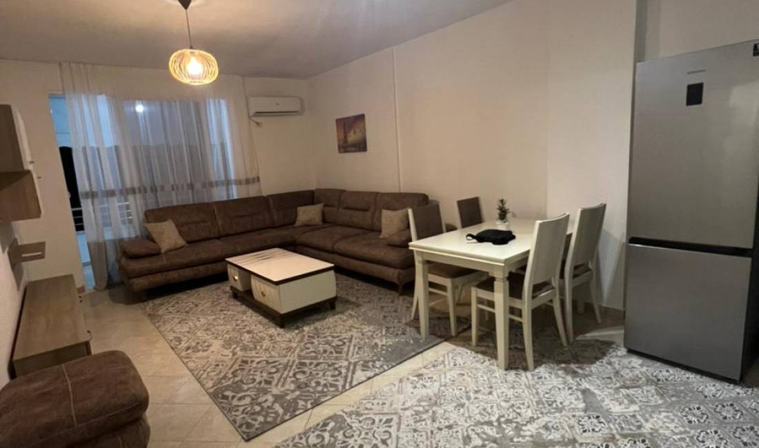 House for sale apartment in tirana, 1+1, furniture furnished, payment 82,00  Tirana