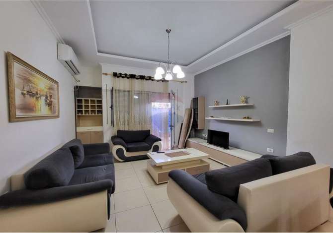 Casa in affitto 3+1 a Tirana - 390 Euro
