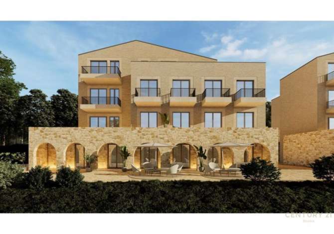House for Sale Garsoniere in Himara - 125,000 Euro