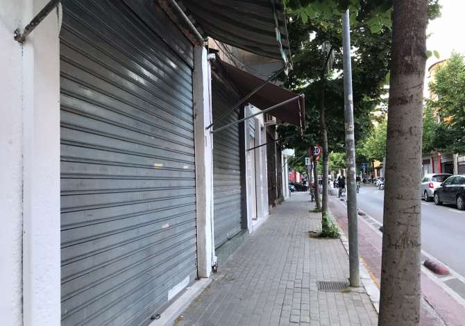 shitet dyqan tirane Shitet Dyqan me sip.50 m2 ne rrugen Qemal Stafa Tirane.