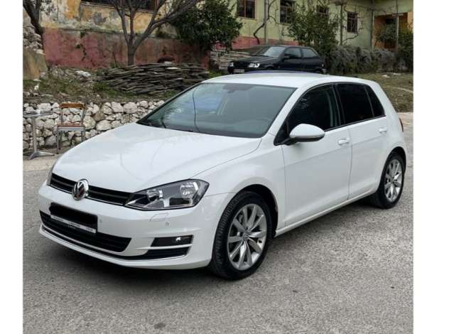 shitet makina automatike Makina ne Shitje Volkswagen Golf 7 per 10.500 euro