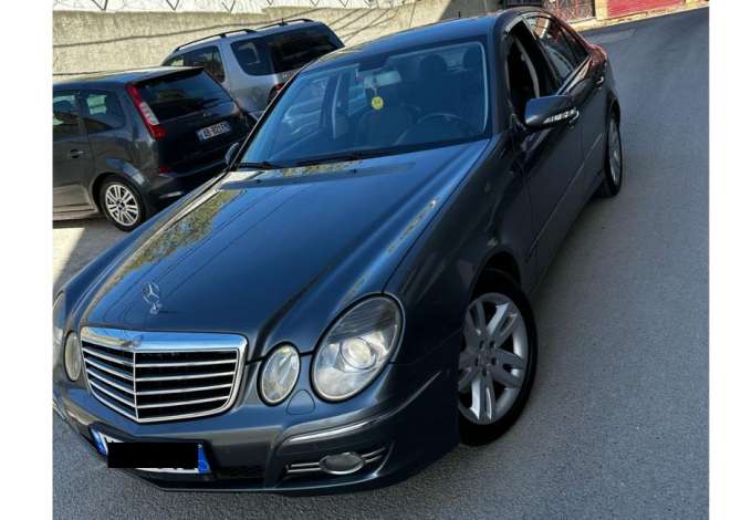 makina me qera Makina me qera Mercedes Benz E class per 50 euro dita