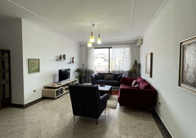 Casa in affitto 2+1 a Tirana - 800 Euro