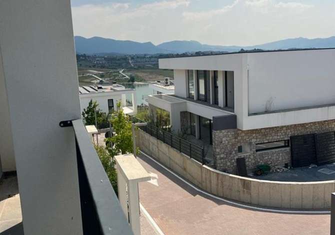 Casa in vendita 2+1 a Tirana - 217,000 Euro