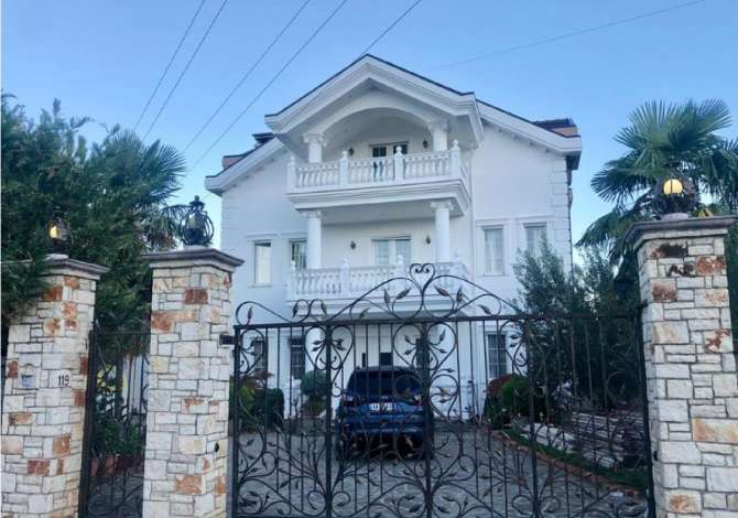 Casa in vendita 7+1 a Tirana - 350,000 Euro