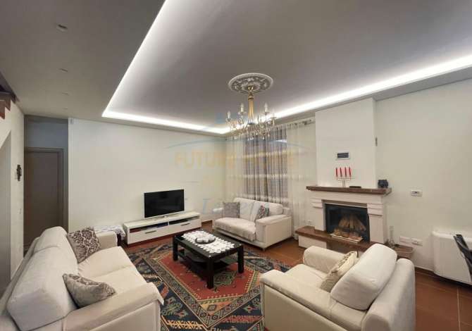 Casa in affitto 4+1 a Tirana - 1,700 Euro