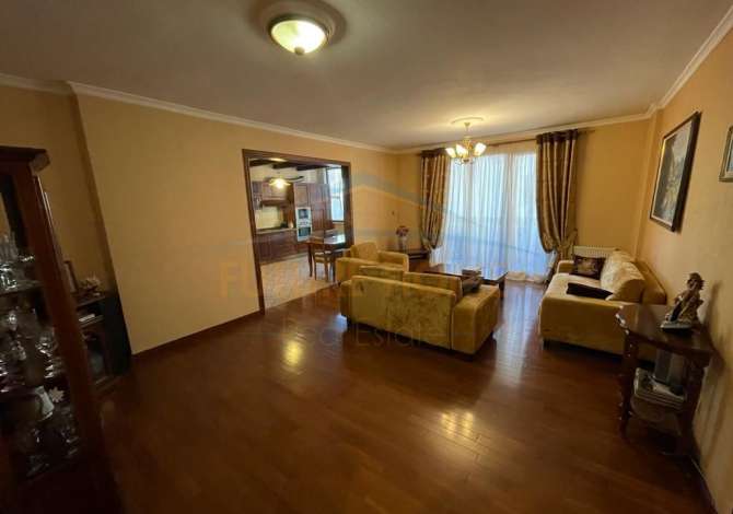 Qera, Apartament 3+1, Stadiumi Dinamo, Tirane. PRI+24561