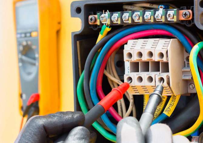 elektricist ne tirane Teknik Elektriçist ofron sherbime cilerore per instalim, riparim dhe permiresim
