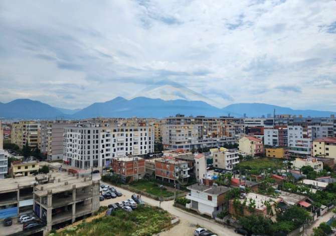 Casa in vendita Garsoniere a Tirana